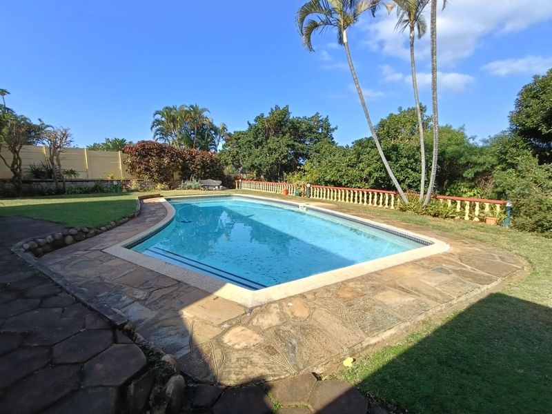 To Let in La Lucia, 3 bedroom pet friendly house with pool. - Photo 2