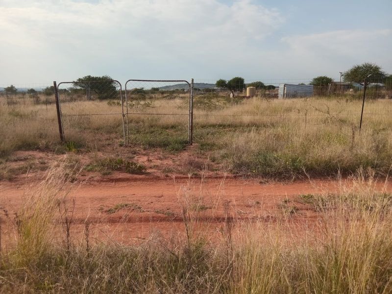 Prime 1600m2 Erf in Mamahule for Your Dream Home - Photo 1