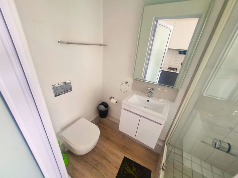 Studio Apartment for sale in Woodstock - Photo 7