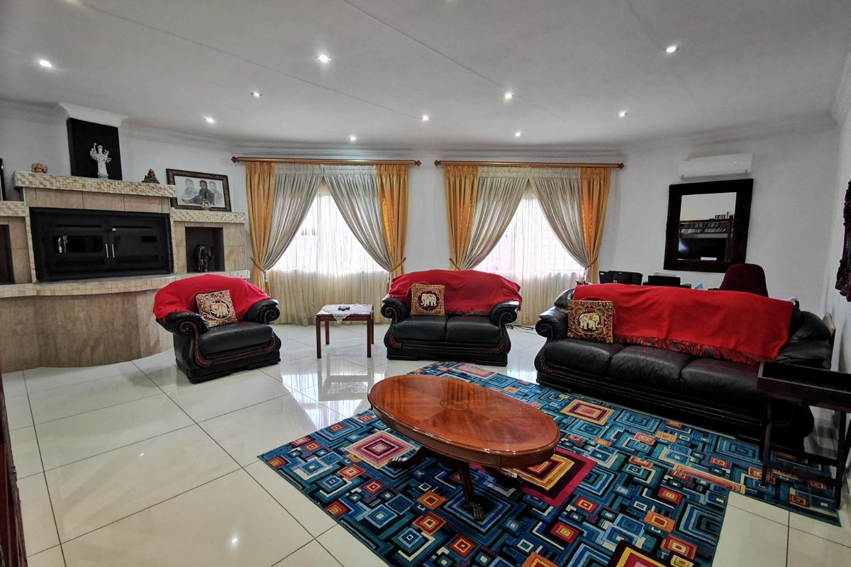 Elegant and spacious family home to let in Erasmia - Photo 5