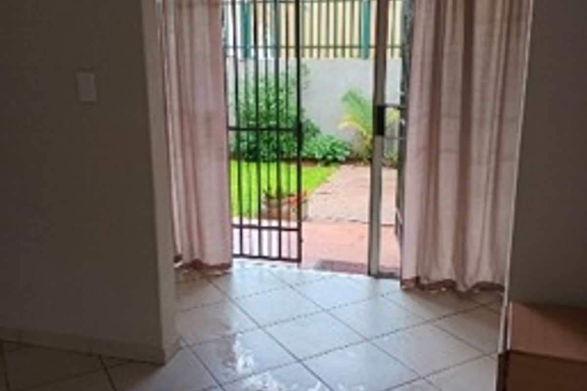 Cottage To Let - Photo 4