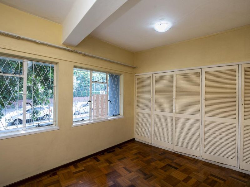 Low-Cost two bed in Musgrave, ideal starter - Photo 5