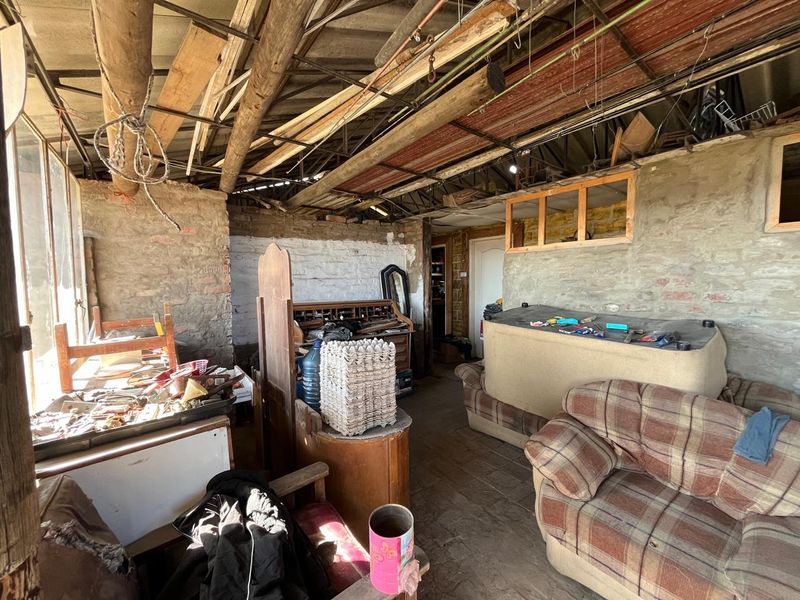 32-Hectare Farm with Piggery Facilities, Arable Land, Borehole and Stream - Photo 4