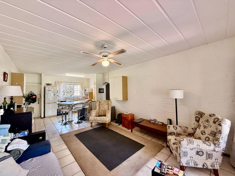 Beautifully fully furnished 2-bed, 2-bath lock-up-and-go rental on a prestigious lifestyle estate — golf cart included! - Photo 10
