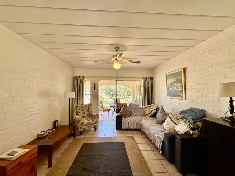 Beautifully fully furnished 2-bed, 2-bath lock-up-and-go rental on a prestigious lifestyle estate — golf cart included! - Photo 6
