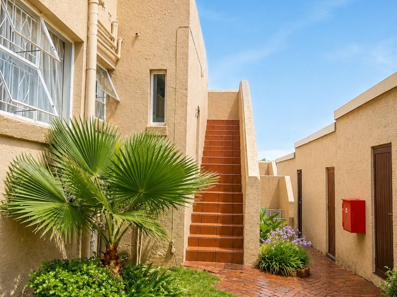 Spacious 2 Bedroom First Floor Apartment in The Fields – Buccleuch - Photo 7
