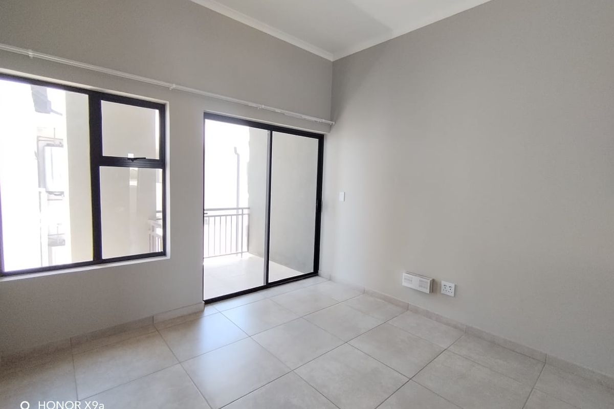 Top Floor Apartment To Let – Sienna Complex, Glen Marais, Kempton Park - Photo 5