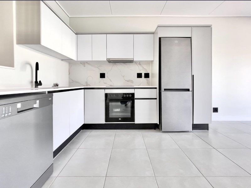3 Bedroom Apartment / Flat to Rent in Waterfall - Photo 1