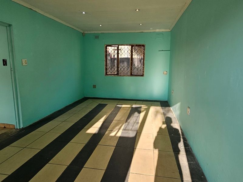 Comfortable 2-Bedroom Unit in Burbreeze, Tongaat - Photo 4