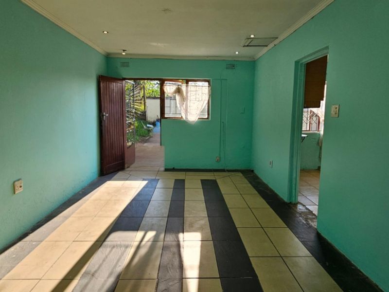 Comfortable 2-Bedroom Unit in Burbreeze, Tongaat - Photo 6