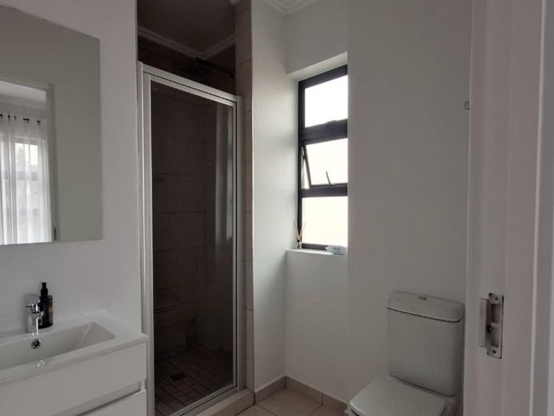 4 Bedroom House for Sale in Broadacres - Photo 5