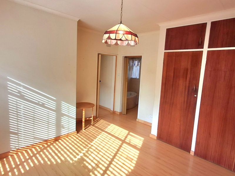 Charming Lock-Up-and-Go Townhouse in a Popular Complex in Sasolburg - Photo 9