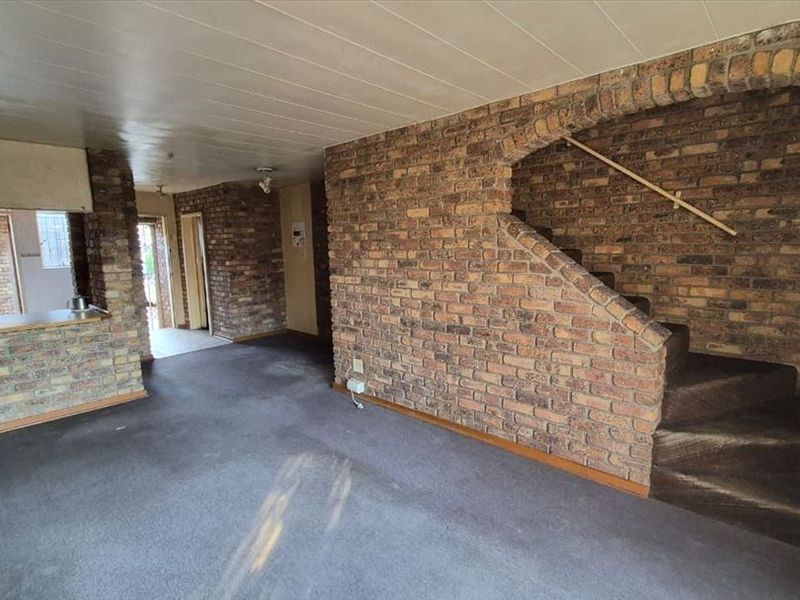 Welcome to your future dream home! - Photo 2
