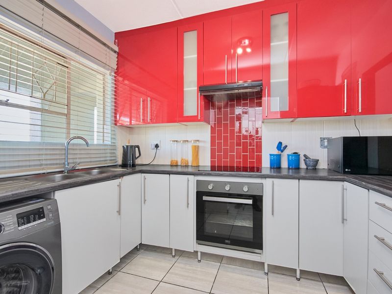 2 Bedroom 1 Bathroom for rental - Photo 1