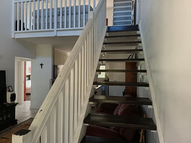 Top-Floor Townhouse with Loft, Dual Balconies & Future 3rd Bedroom Potential! - Photo 10