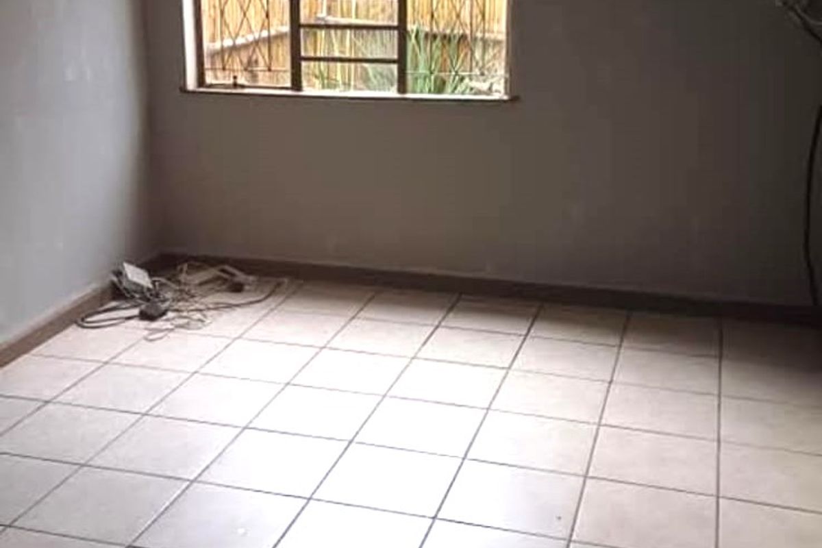 Own Entrance One Bedroom Cottage to Let- Greenwood road, Boughton, Pmb - Photo 5