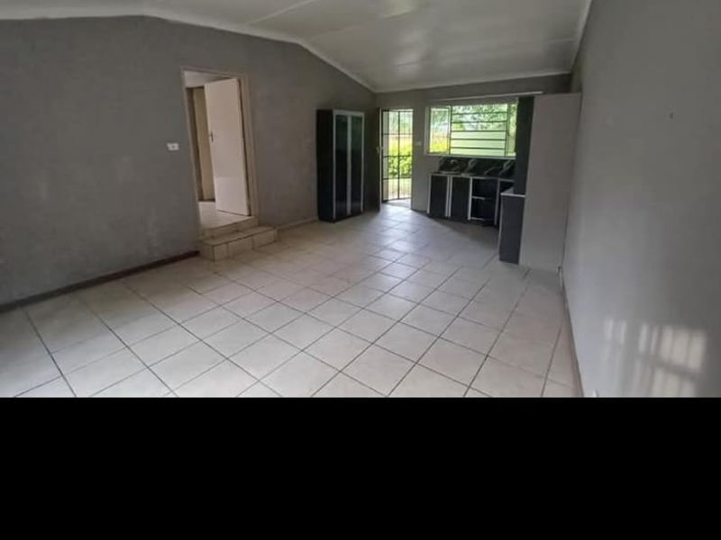 Own Entrance One Bedroom Cottage to Let- Greenwood road, Boughton, Pmb - Photo 6