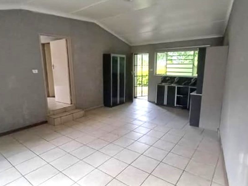 Own Entrance One Bedroom Cottage to Let- Greenwood road, Boughton, Pmb - Photo 1