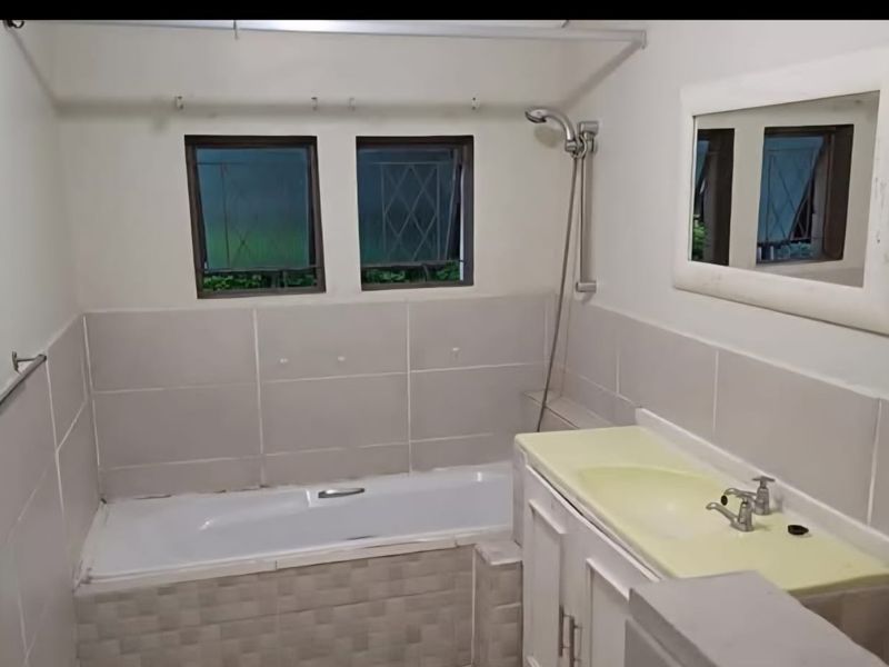 Own Entrance One Bedroom Cottage to Let- Greenwood road, Boughton, Pmb - Photo 3