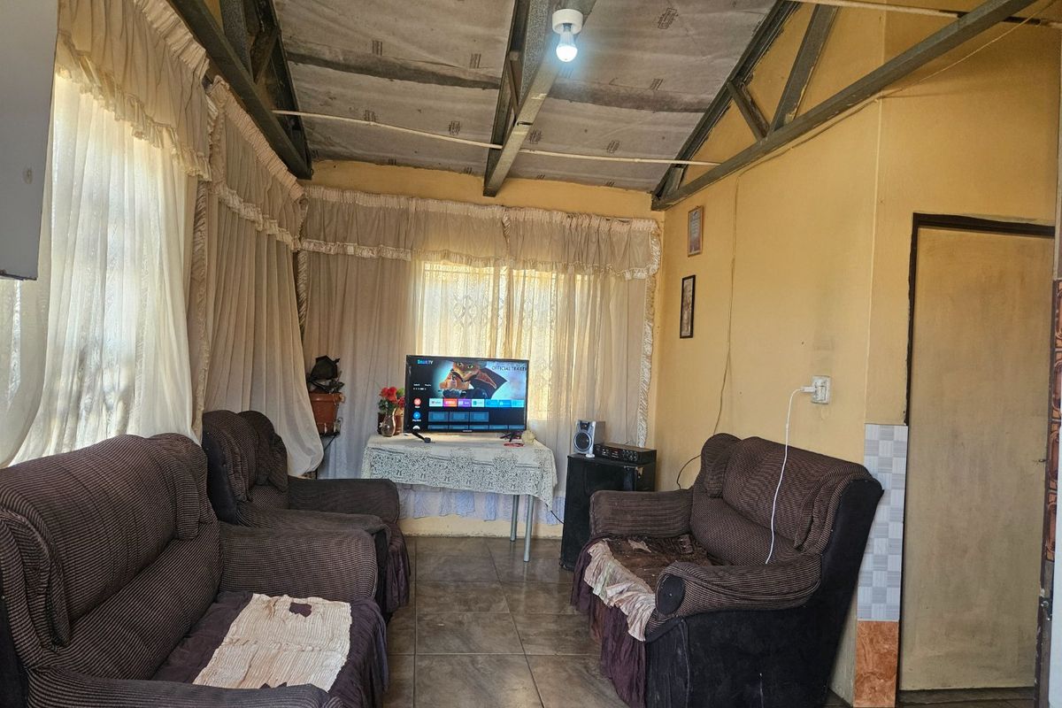 3 Bedroom house for sale - Photo 3