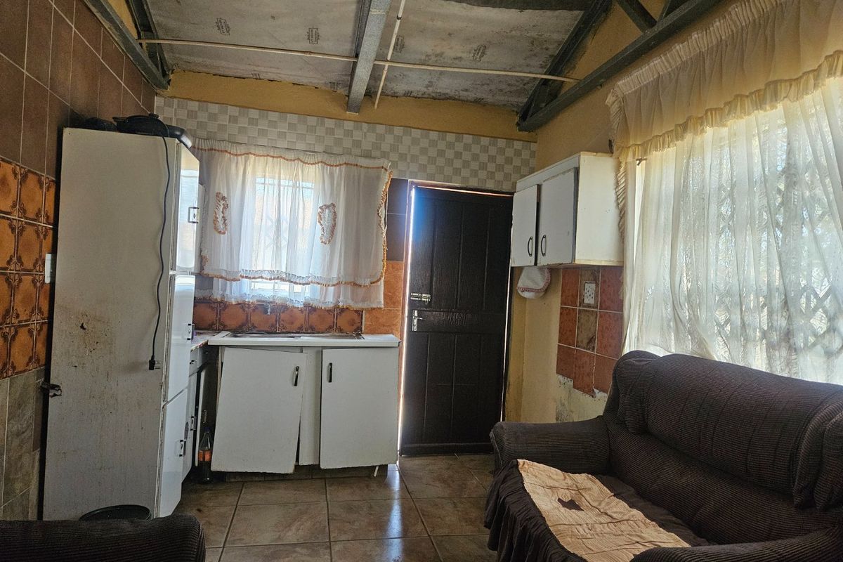 3 Bedroom house for sale - Photo 5