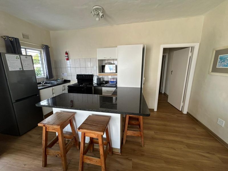 2 Bedroom Sea-View Apartment for Sale in Glenmore - Photo 9