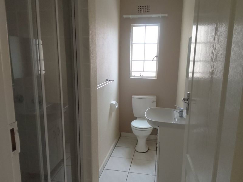 Ideally located in a sought-after area. - Photo 10