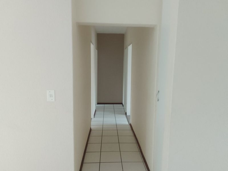 Ideally located in a sought-after area. - Photo 7