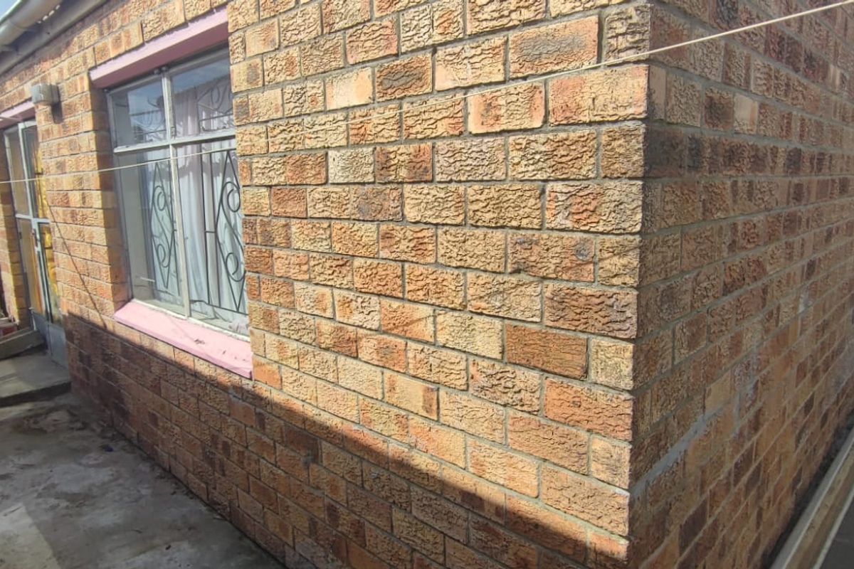 2 Bedroom House For Sale In Lentegeur  - Photo 3