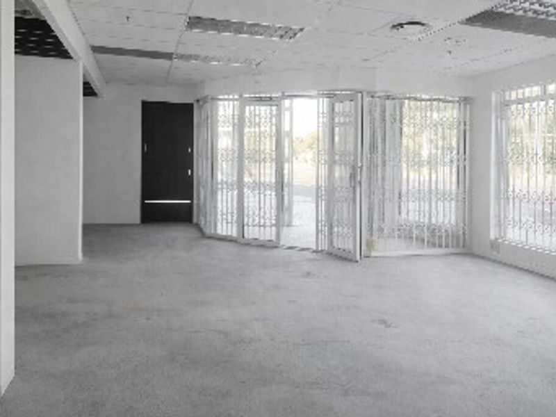 Prime 183 sqm Commercial Space Available in Durban CBD  - Photo 8