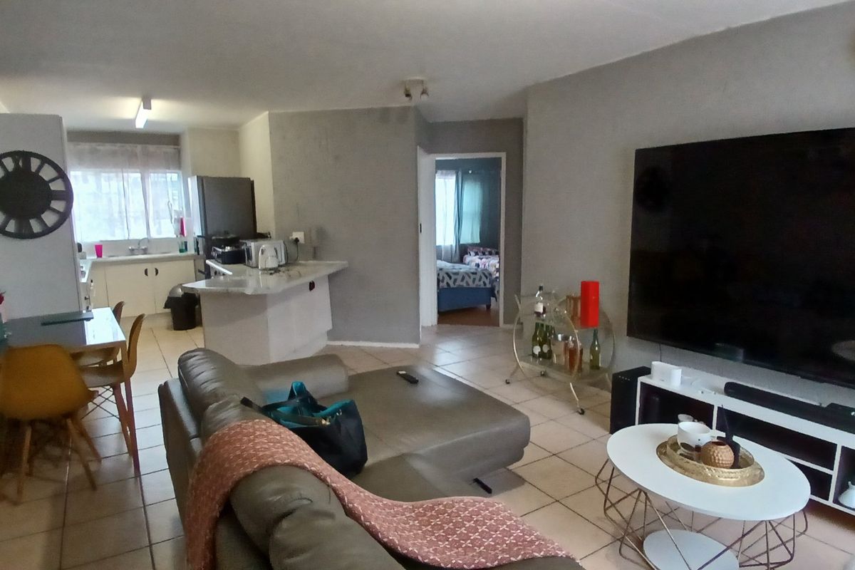 First time Buyer? This is the Perfect Starter Home or Investment Opportunity in Pellissier - Photo 4