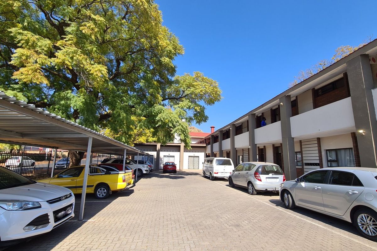 FULL TITLE RESIDENTIAL COMPLEX FOR SALE WITH LAND DEVELOPMENT OPPORTUNITY - Photo 3