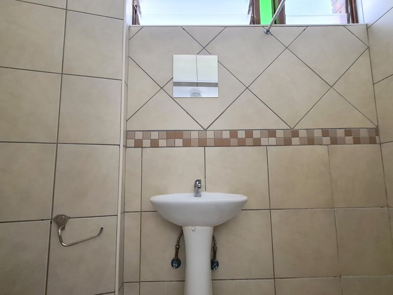FULL TITLE RESIDENTIAL COMPLEX FOR SALE WITH LAND DEVELOPMENT OPPORTUNITY - Photo 10