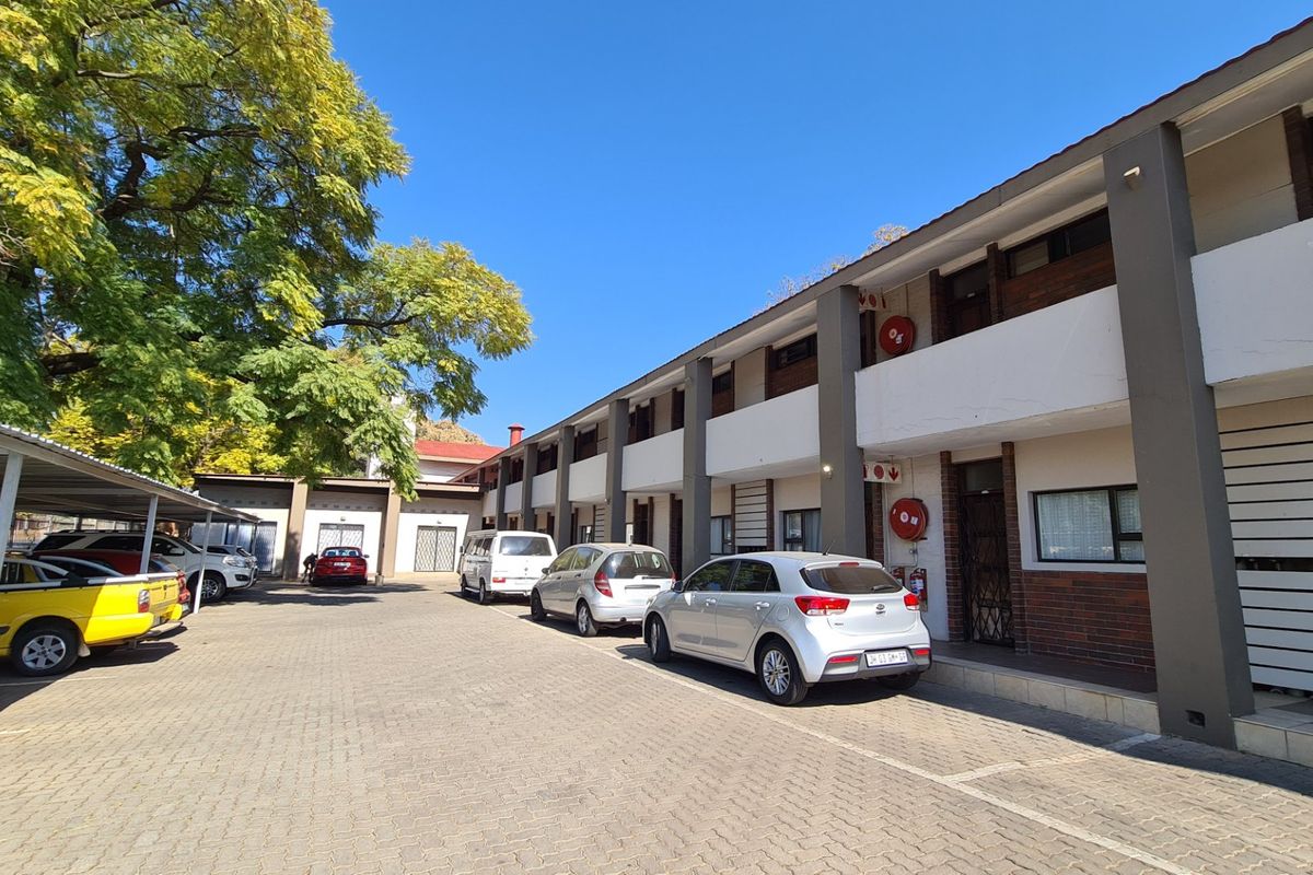 FULL TITLE RESIDENTIAL COMPLEX FOR SALE WITH LAND DEVELOPMENT OPPORTUNITY - Photo 2