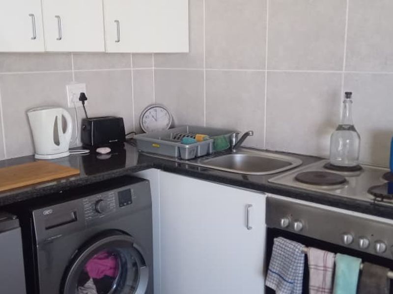 Fully furnished two bedroom Unit for Sale in St Michaels on Sea - Photo 10