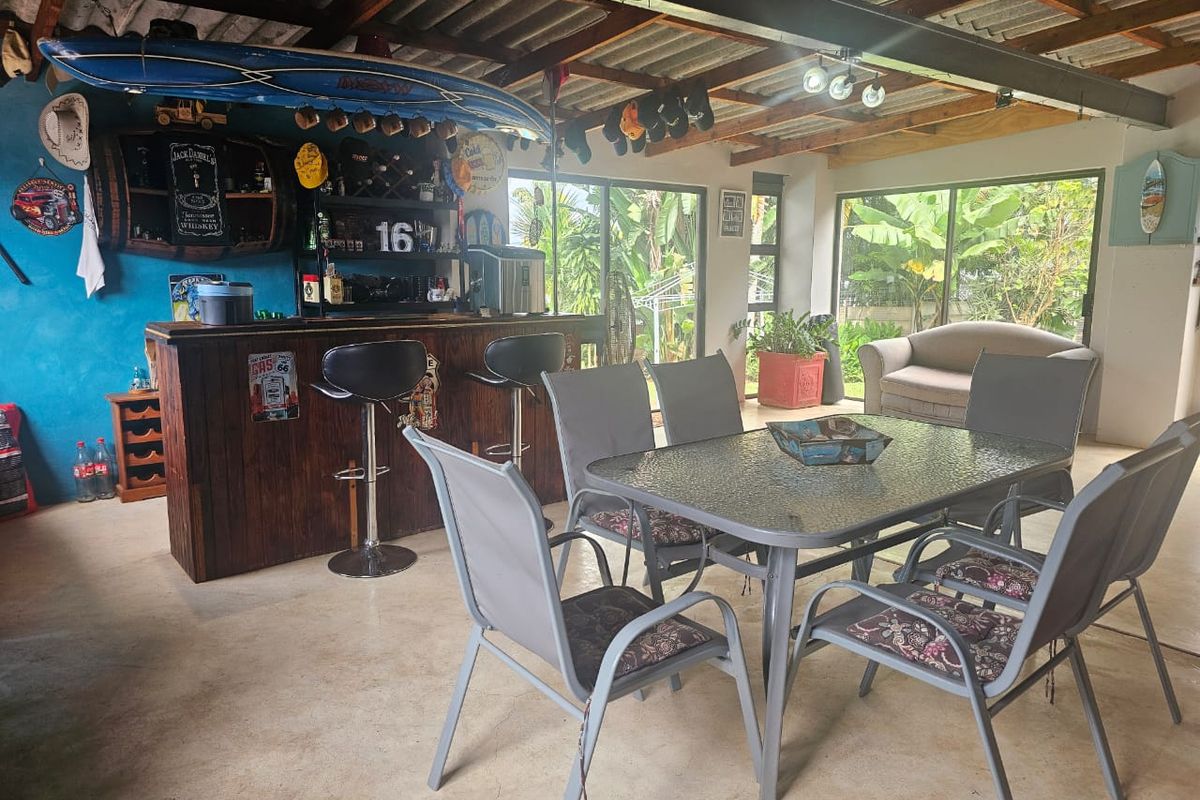 EXCLUSIVE MANDATE                       3/4 bedroomed, Income-Generating family home in Aqua Park - Photo 2