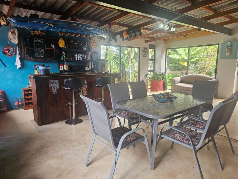 EXCLUSIVE MANDATE                       3/4 bedroomed, Income-Generating family home in Aqua Park - Photo 2