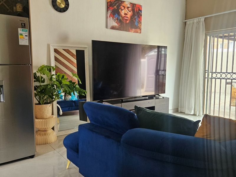 Family-friendly 3-bedroom townhouse - Photo 5