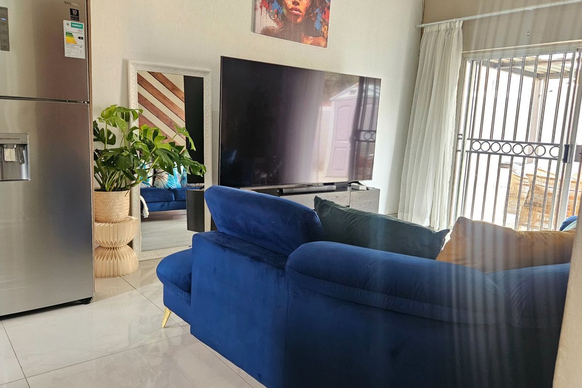 Family-friendly 3-bedroom townhouse - Photo 4