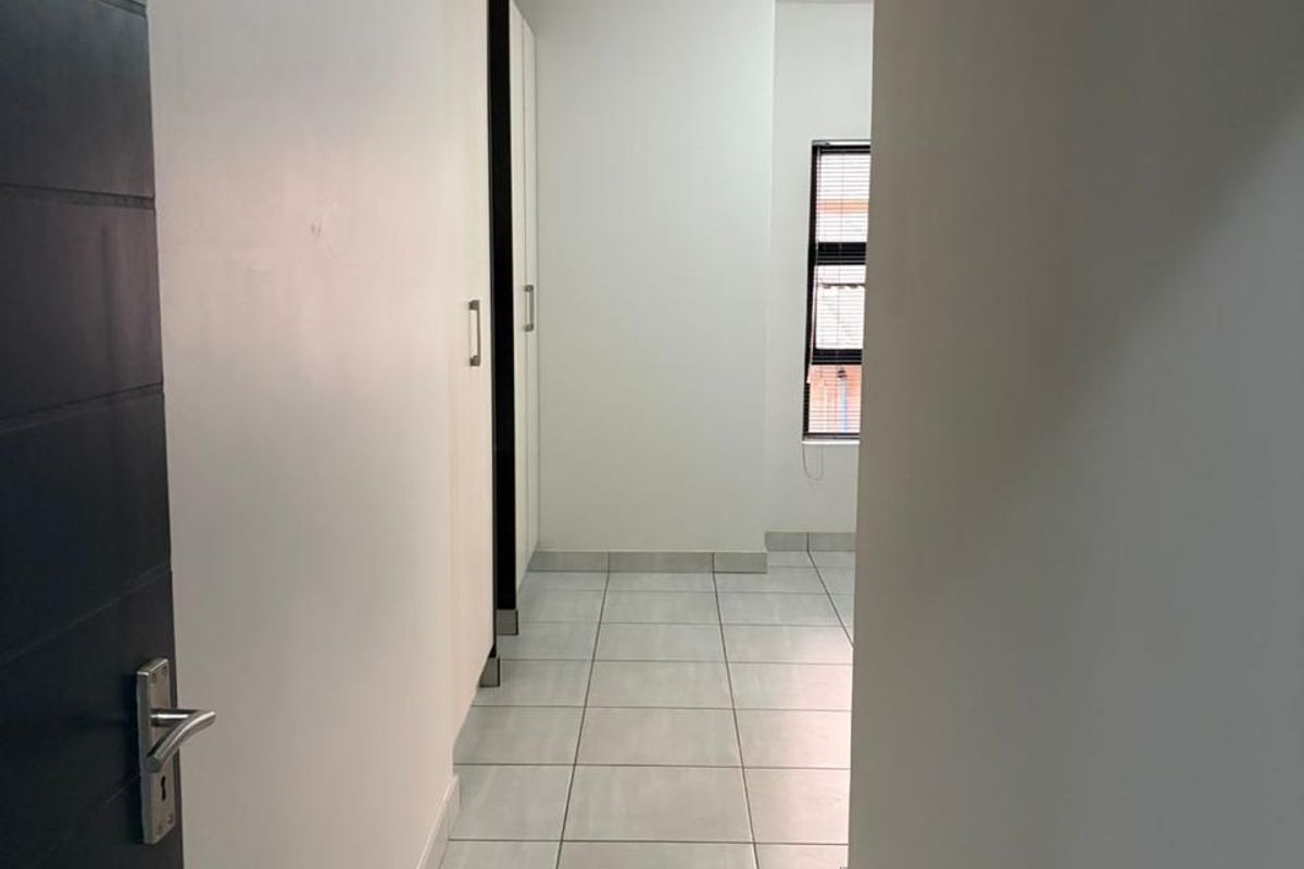 Modern 2-Bedroom Apartment | Prime Investment Opportunity - Photo 5