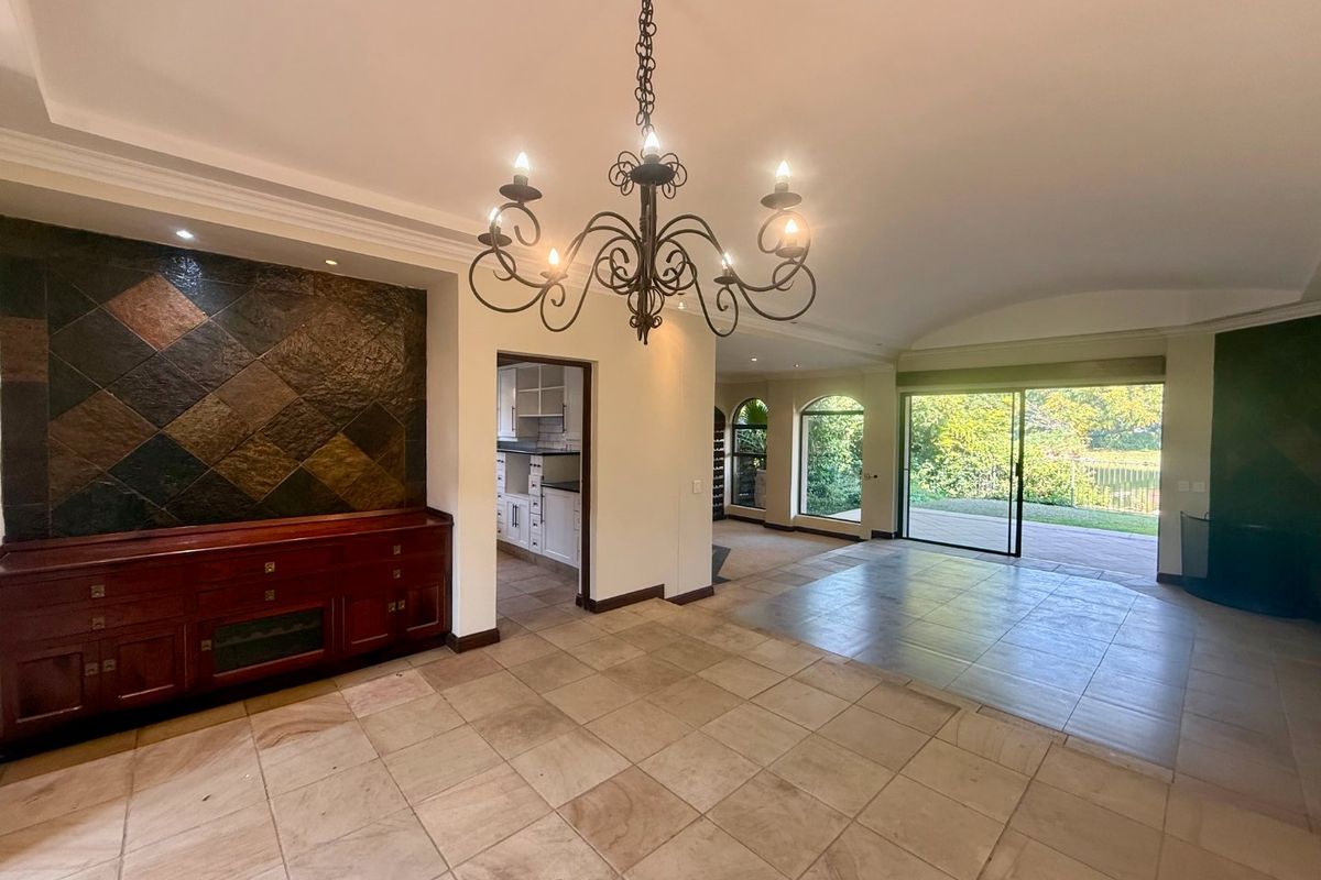 Elegant 4-Bedroom Home with Dam & Golf Course Views | Pecanwood Estate - Photo 2