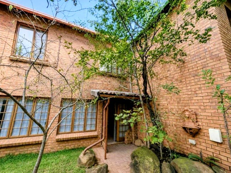 EXCLUSIVE ESTATE LIVING AT ITS FINEST – Rockcliff Estate Rustenburg - Photo 4