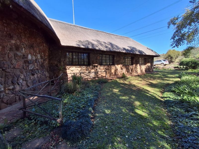 Superb House on the Hennops River - Photo 7