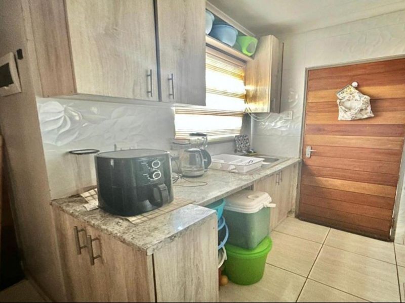 3-Bedroom House for Sale in Clayville – 162m2 - Photo 3