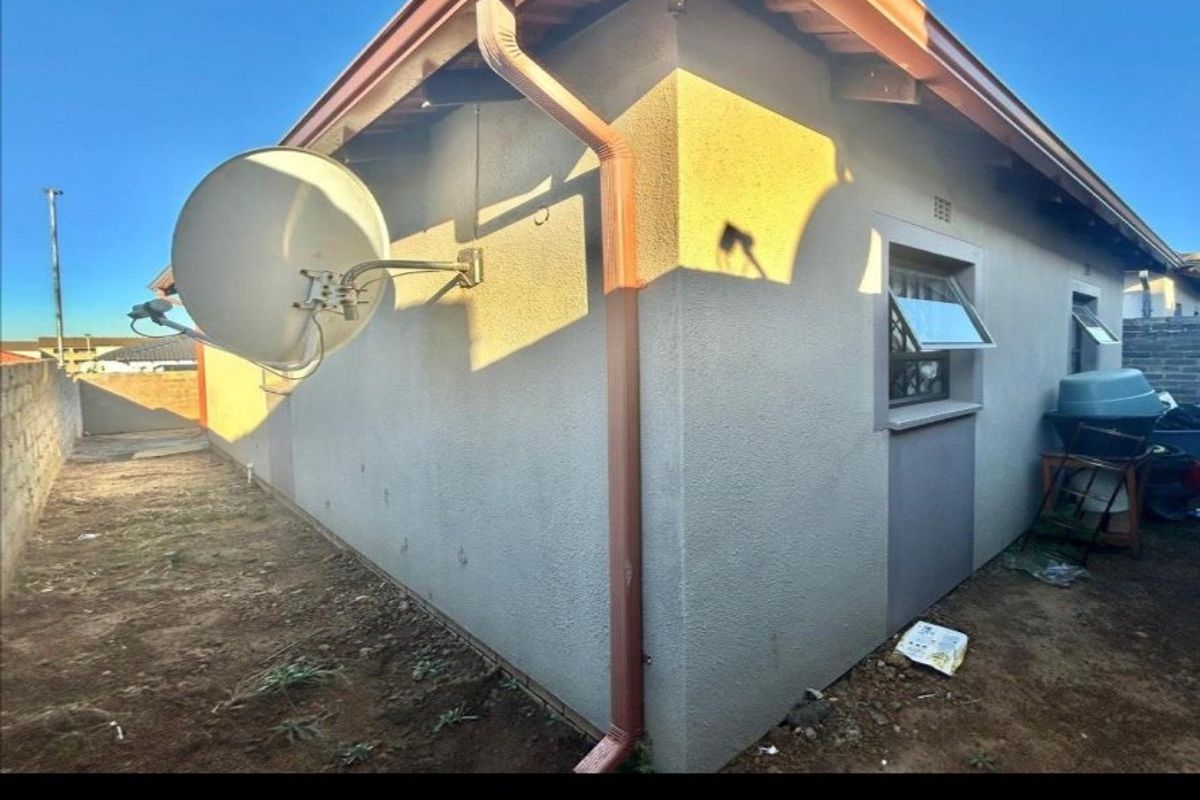 3-Bedroom House for Sale in Clayville – 162m2 - Photo 2