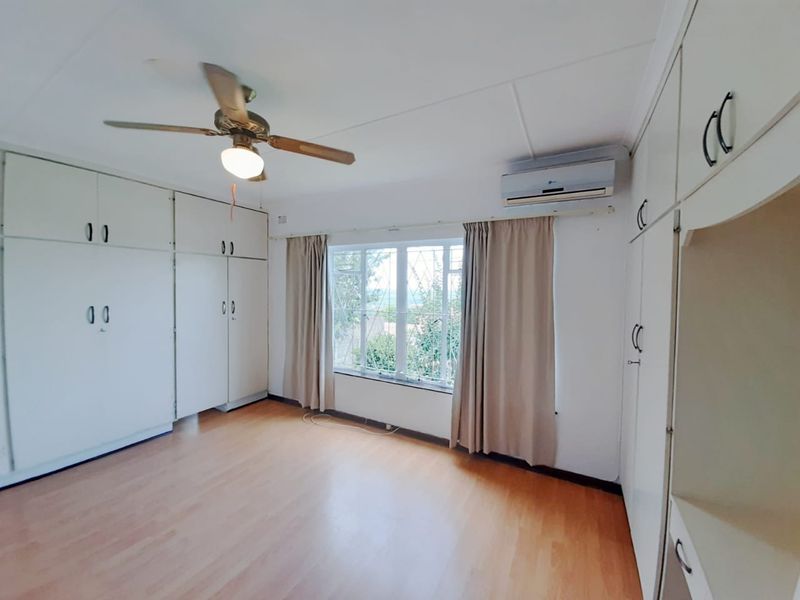 Space, Location & Family Comfort - Photo 8