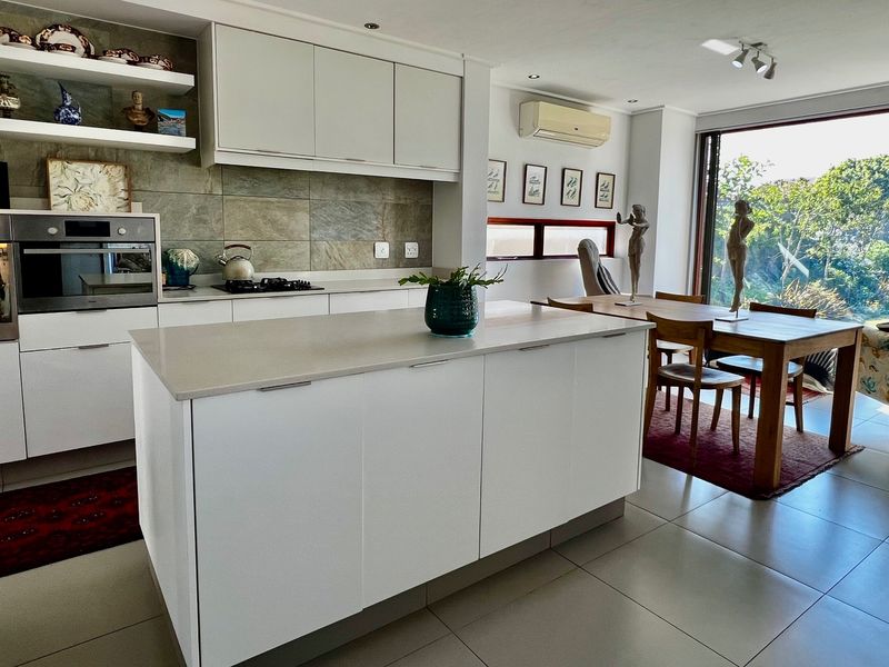 EARLS COURT LIFESTYLE LIVING AT IT'S BEST - Photo 4