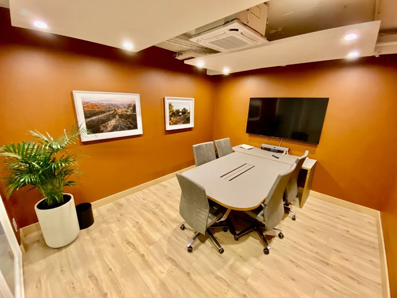 P-Grade Fully Serviced Suite Available In Halfway House! - Photo 9
