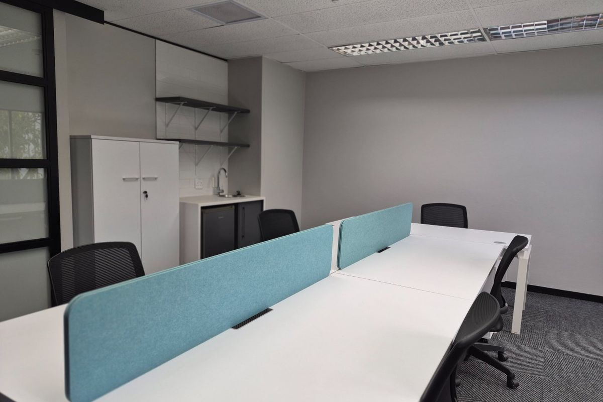 Available Now - Fully Furnished Offices to let in Bryanston - Photo 2