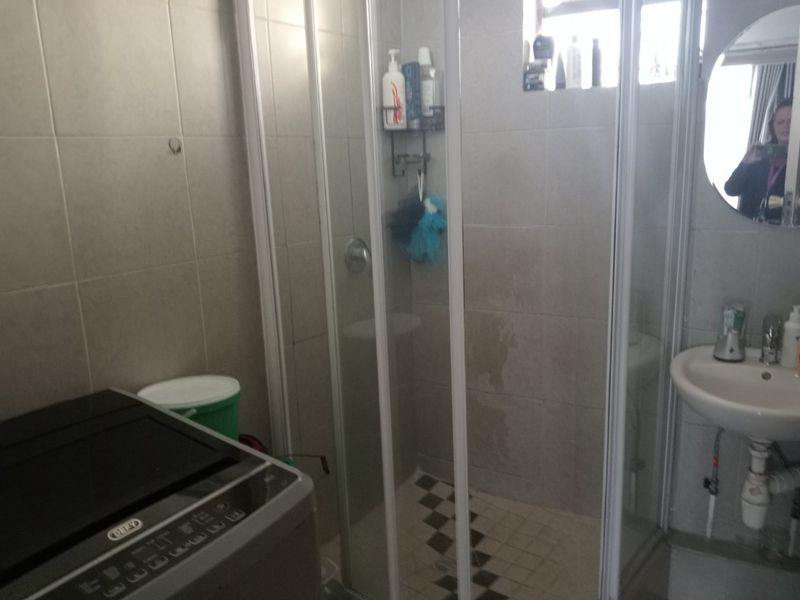 A stylish and   modern apartment for sale  - Pinetown - Photo 10
